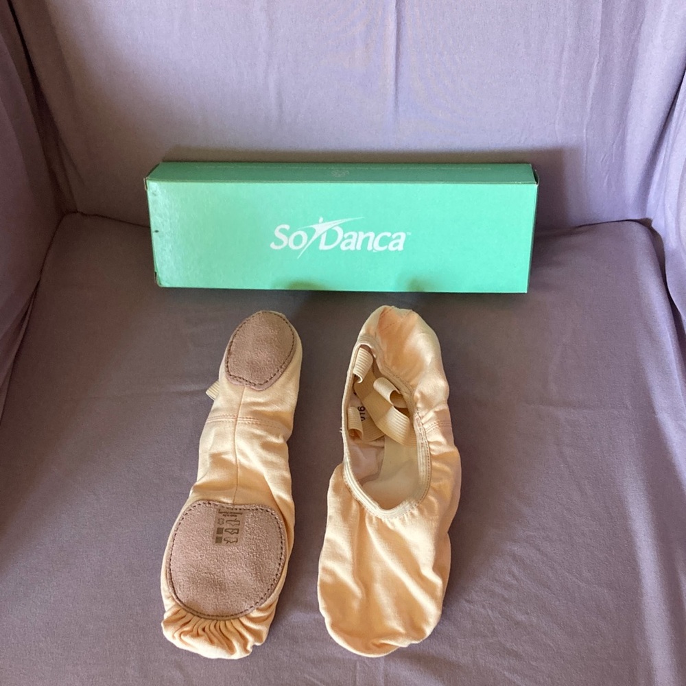 So Danca Women's Light Pink Canvas Ballet Split Soles